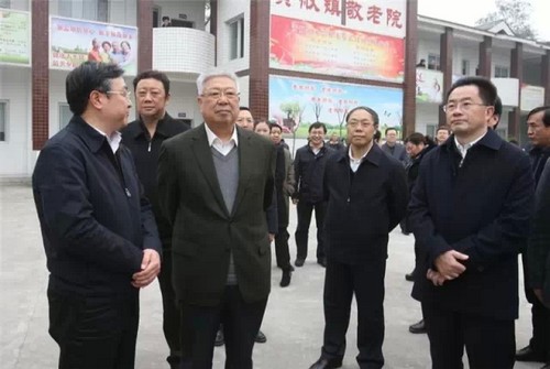 国家民政部部长莅泸听取了合江"撤县设市"汇报(图2) 国家民政部部长莅泸听取了合江"撤县设市"汇报(图2)