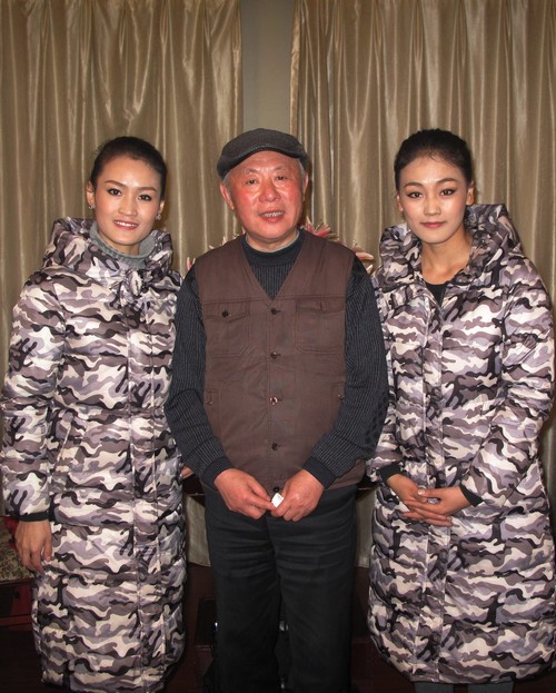 女中音姐妹花“马尔康姑娘”嗨翻泸州(图)(图4) 女中音姐妹花“马尔康姑娘”嗨翻泸州(图)(图4)