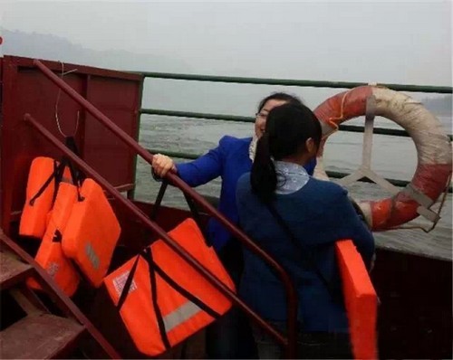 合江渡口又开船,两岸群众齐叫好(图3) 合江渡口又开船,两岸群众齐叫好(图3)