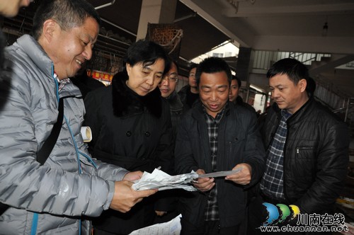 省农业厅领导到泸县督查畜禽屠宰监管工作(图1) 省农业厅领导到泸县督查畜禽屠宰监管工作(图1)