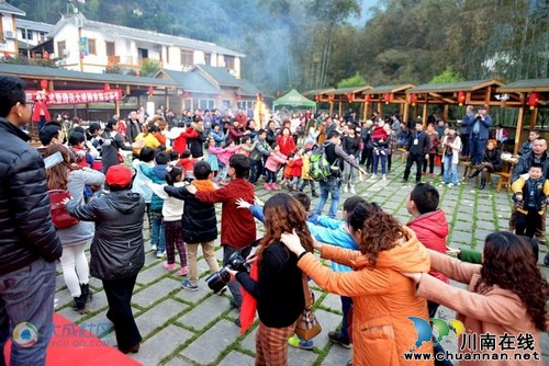 叙永何家沟景区开园 腾讯三百网友体验采笋乐趣(图8) 叙永何家沟景区开园 腾讯三百网友体验采笋乐趣(图8)