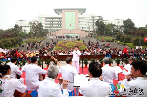 泸州:"国际社工日"倡导构建清朗网络(图3) 泸州:"国际社工日"倡导构建清朗网络(图3)