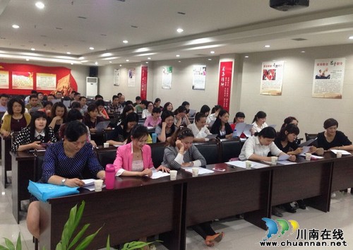红星街道:合唱开排 为五一比赛热身(图2) 红星街道:合唱开排 为五一比赛热身(图2)