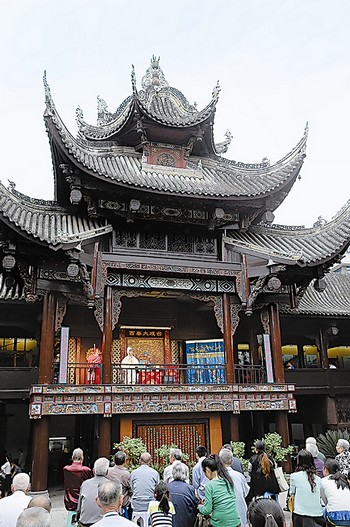 自贡：博物馆有戏&nbsp;市民免费看(图1)