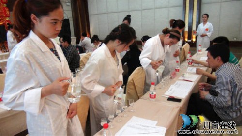 拼实力 验功夫 国评专家技能大比拼(图3) 拼实力 验功夫 国评专家技能大比拼(图3)