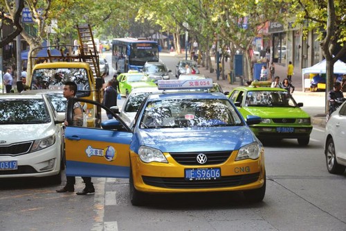 关爱的哥健康&nbsp;泸州出租车司机将免费体检(图1)