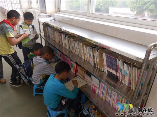 天仙镇学校:师生共度世界读书日(图1) 天仙镇学校:师生共度世界读书日(图1)