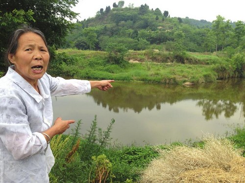 资中71岁大爷跳河救落水大妈后体力透支溺亡(图1)