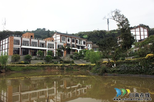 泸州张坝桂圆林公园商业街招商公告(图4) 泸州张坝桂圆林公园商业街招商公告(图4)