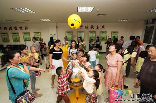 红星街道：“诵读中华经典•建设书香红星•全民阅读”系列活动正式启动(图3)