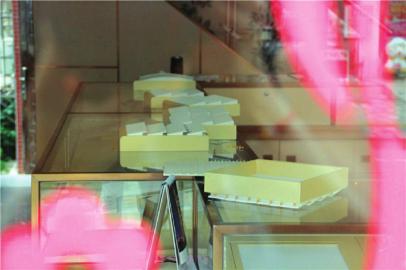 宜宾一珠宝店深夜被盗&nbsp;损失上百万(图2)