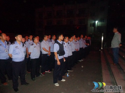 华阳街道：整治夜市烧烤获群众好评(图1)