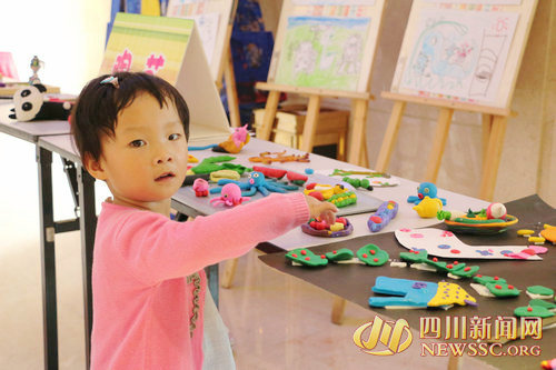 泸州：漫卡宝贝"角色扮演"体验工作快乐(图7)