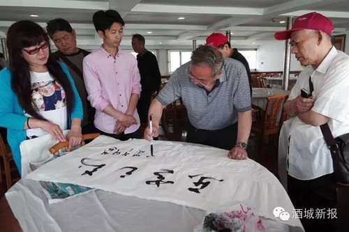 5月28日才结束“东方之星”之旅的泸州人告诉你:倾覆前的“东方之星”(图3) 5月28日才结束“东方之星”之旅的泸州人告诉你:倾覆前的“东方之星”(图3)