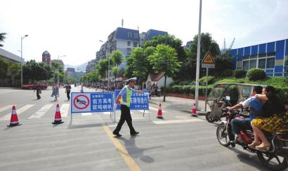 川南10万考生迎考&nbsp;特级教师支招踩点注意事项(图1)