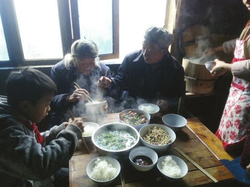 宜宾百岁老人长寿补贴金上涨(图1)