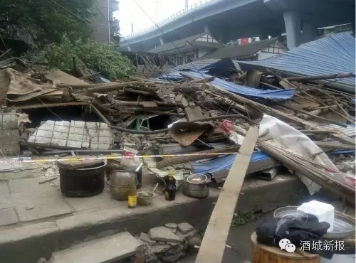 半夜三更一把“鬼火”&nbsp;忠孝路房屋怎么不“中”了(图5)