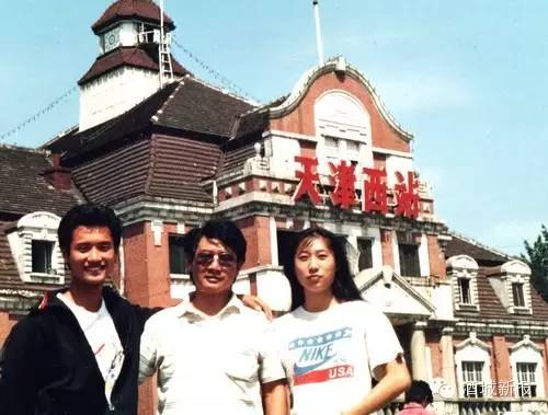 中国军中唯一国际级女足裁判&nbsp;美爆所有人的眼！(图6)