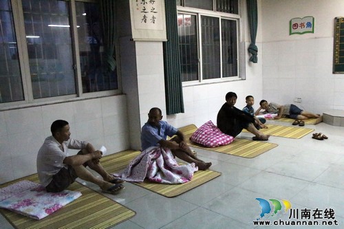 红星街道：及时处置暴雨灾情&nbsp;受灾群众得到妥善安置(图2)