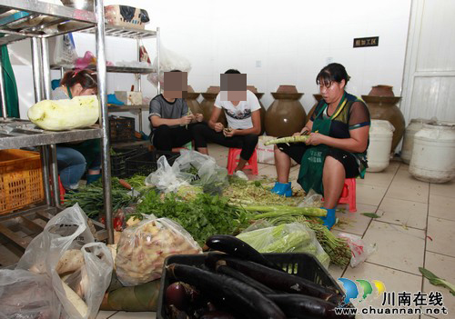 泸州:观护基地帮教涉罪未成年人回归社会(图1) 泸州:观护基地帮教涉罪未成年人回归社会(图1)