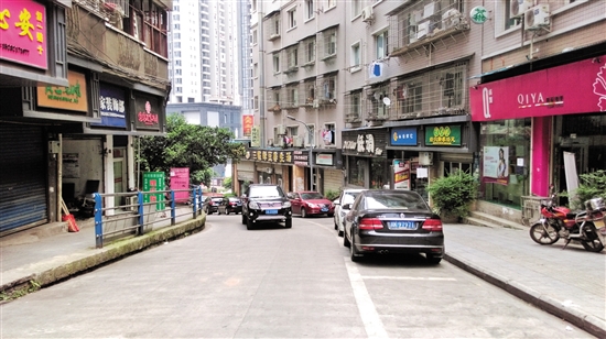 背街小巷“新样子” 不给甜城“掉链子”(图2) 背街小巷“新样子” 不给甜城“掉链子”(图2)
