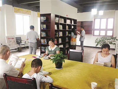 宜宾城区首个惠民书吧正式免费开放(图1)