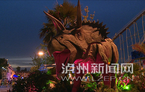 泸州酒城乐园2015大型恐龙展开幕(图4) 泸州酒城乐园2015大型恐龙展开幕(图4)