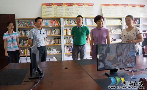 泸县县委常委、组织部部长袁世泓到立石镇调研(图1) 泸县县委常委、组织部部长袁世泓到立石镇调研(图1)