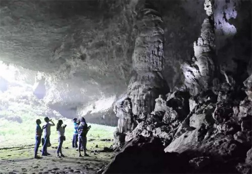 泸州:你知道古蔺原始石林里怪异奇石那些事儿吗?(图2) 泸州:你知道古蔺原始石林里怪异奇石那些事儿吗?(图2)