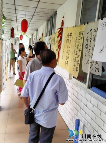 大山坪街道：社区举办书画展&nbsp;廉洁意识入人心(图1)