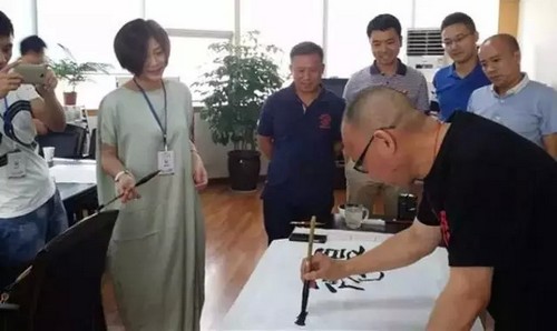新报闯来"比武"人 (倪为公仅存遗作即将爱心开拍)(图3) 新报闯来"比武"人 (倪为公仅存遗作即将爱心开拍)(图3)