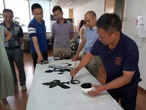 新报闯来"比武"人 (倪为公仅存遗作即将爱心开拍)(图8) 新报闯来"比武"人 (倪为公仅存遗作即将爱心开拍)(图8)