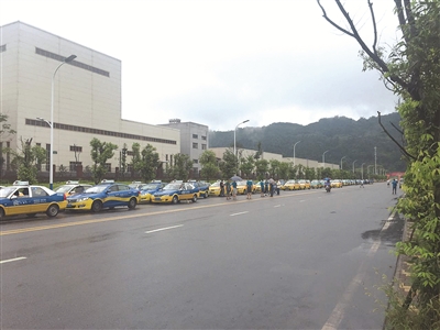 "滴滴打车"冲击宜宾出租车市场(图2) "滴滴打车"冲击宜宾出租车市场(图2)
