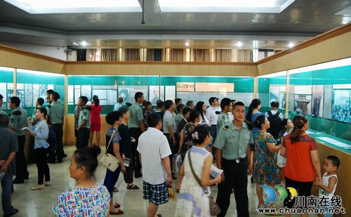 《抗战泸州》今日首展 珍贵历史藏品与市民见面(图4) 《抗战泸州》今日首展 珍贵历史藏品与市民见面(图4)