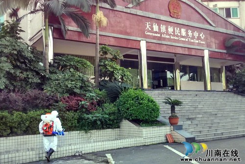 天仙镇:二次消毒不留洪灾后患(图1) 天仙镇:二次消毒不留洪灾后患(图1)