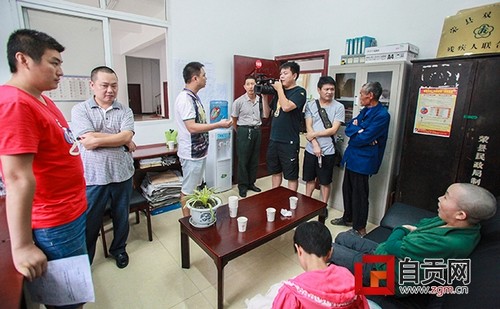 惊险和艰辛的一次“远征”——被救助流浪精神病人回家记(图1) 惊险和艰辛的一次“远征”——被救助流浪精神病人回家记(图1)
