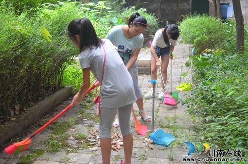 红星街道：小小志愿者助力“巩固国卫成果”大行动(图1)