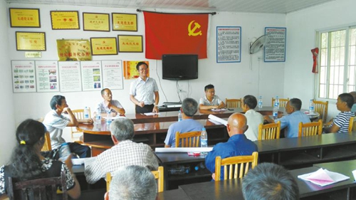 发挥自身优势&nbsp;内江444名干部下村任第一书记(图1)