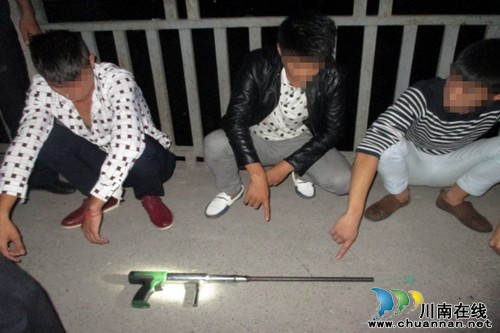 古蔺交警查获三名涉嫌吸毒人员(图1)