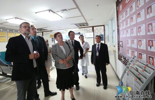 跨国合作 四川医科大学附属中医医院与捷克联姻(图8) 跨国合作 四川医科大学附属中医医院与捷克联姻(图8)