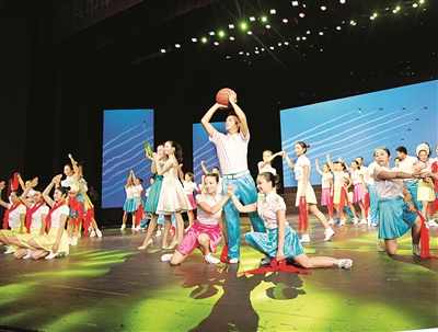 宜宾市举行教师工作暨庆祝第31个教师节座谈会(图1) 宜宾市举行教师工作暨庆祝第31个教师节座谈会(图1)