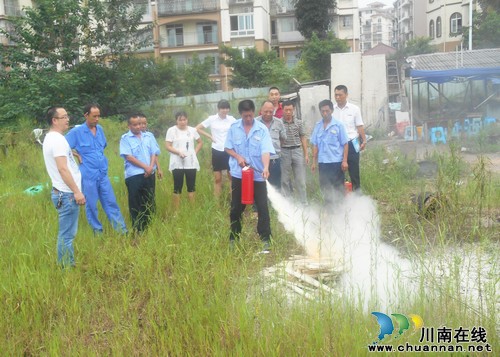 华阳街道:消防安全网格化管理构筑火灾防控网(图2) 华阳街道:消防安全网格化管理构筑火灾防控网(图2)