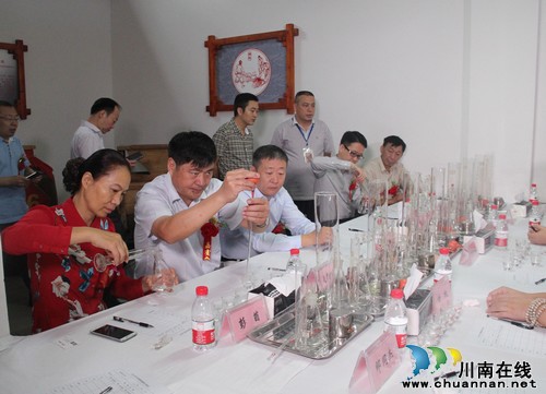 中国酒界泰斗 齐赞潭酒高品质(图12) 中国酒界泰斗 齐赞潭酒高品质(图12)