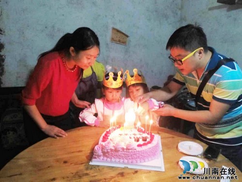 特殊生日宴会:平平、安安七岁了!(图1) 特殊生日宴会:平平、安安七岁了!(图1)