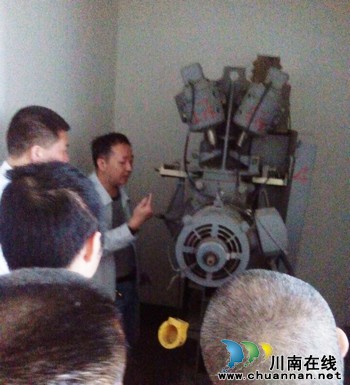 华阳街道:电梯被困演练保障居民节日安全(图2) 华阳街道:电梯被困演练保障居民节日安全(图2)