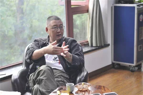 内幕:樊建川不当宜宾副市长竟是因为工资太低(图3) 内幕:樊建川不当宜宾副市长竟是因为工资太低(图3)