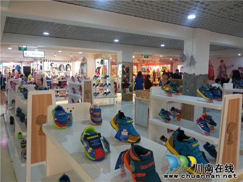 泸州:西亚百货盛装亮相白塔黄金商圈(图23) 泸州:西亚百货盛装亮相白塔黄金商圈(图23)