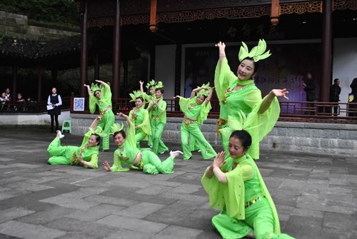 2015 泸州舞林争“坝”赛 江阳区首跳(图2) 2015 泸州舞林争“坝”赛 江阳区首跳(图2)