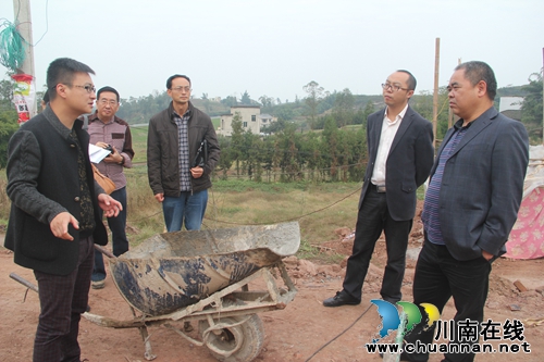 泸州市纪委到喻寺镇督导“三走到、三解决、三促进”工作(图1)