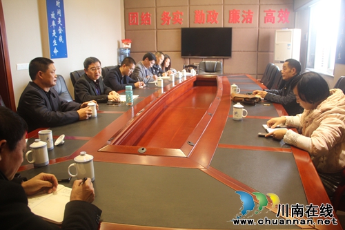 泸县关工委到喻寺镇调研关心下一代工作(图1)